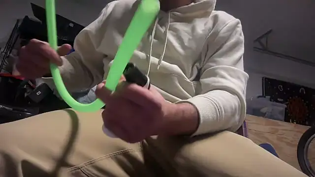 Snapshot of jasoncali305 chatting on 17, 1, 2026 jasoncali305 online show from 17, 1, 2026