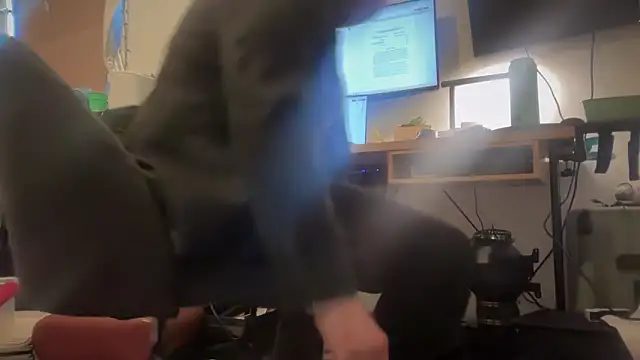 Snapshot of jasoncali305 chatting on 6, 2, 2026 jasoncali305 online show from 6, 2, 2026