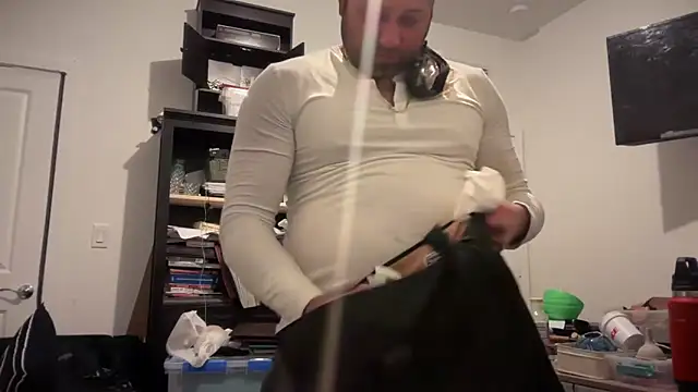 Snapshot of jasoncali305 chatting on 7, 2, 2026 jasoncali305 online show from 7, 2, 2026