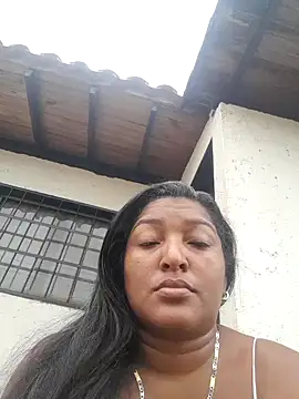 Snapshot of Ricamor2 chatting on 11, 9, 2025 Ricamor2 online show from 11, 9, 2025