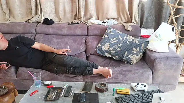 Alexis21821 online show from 5, 4, 2026