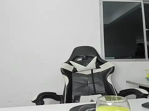 EL VENEZOLANO 22CM online show from 5, 2, 2026