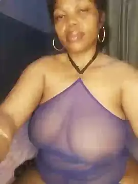 Snapshot of boujee01 chatting on 6, 10, 2025 boujee01 online show from 6, 10, 2025