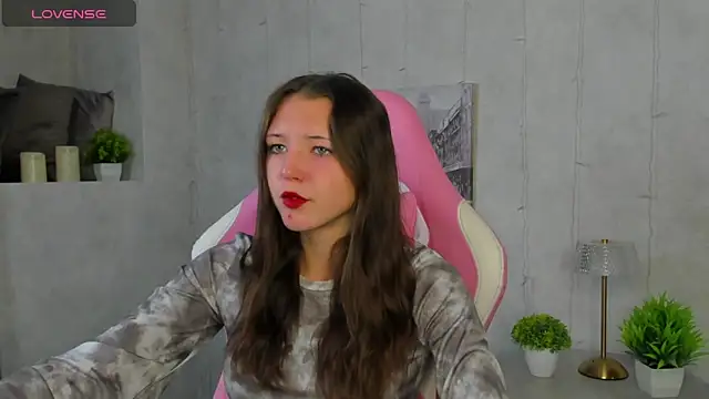 Amanda Reedd online show from 1, 10, 2025