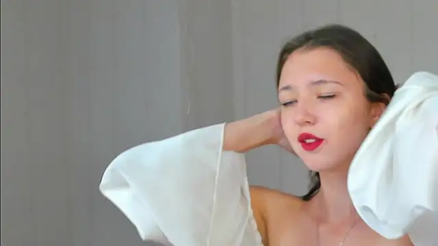 Amanda Reedd online show from 30, 10, 2025