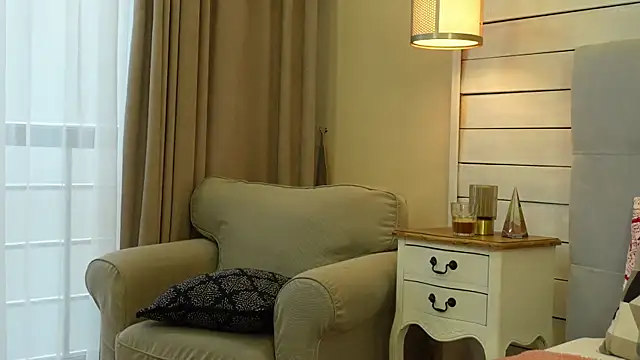 MyaMuse online show from 11, 11, 2025