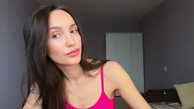 Lillian-Clark online show from 6, 3, 2026