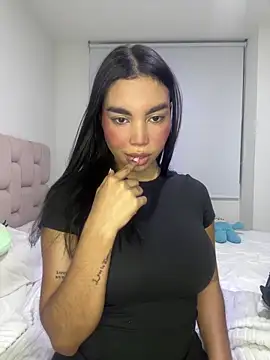 karolaalcendra online show from 1, 3, 2026