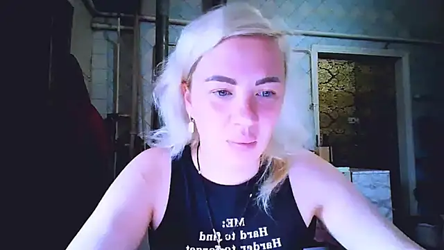 Snapshot of EmmaCat_ chatting on 30, 4, 2026 EmmaCat online show from 30, 4, 2026