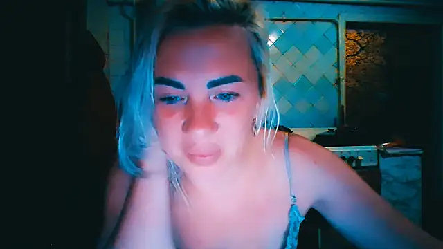 Snapshot of EmmaCat_ chatting on 26, 6, 2026 EmmaCat online show from 26, 6, 2026