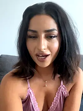 Mia spicyy online show from 4, 11, 2025