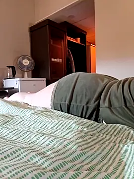 Snapshot of Teealisa chatting on 19, 11, 2025 Teealisa online show from 19, 11, 2025