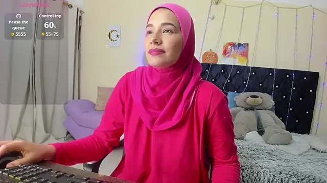 Snapshot of ShanaJamil chatting on 27, 4, 2026 ShanaJamil online show from 27, 4, 2026