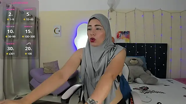 Snapshot of ShanaJamil chatting on 15, 5, 2026 ShanaJamil online show from 15, 5, 2026