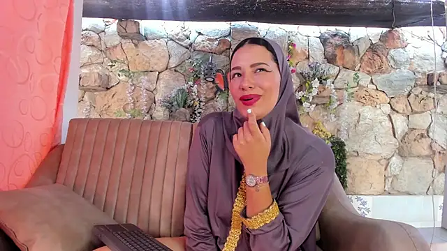 Snapshot of ShanaJamil chatting on 15, 7, 2026 ShanaJamil online show from 15, 7, 2026