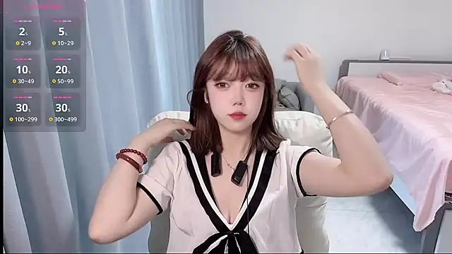 Lucky Cici online show from 11, 10, 2025