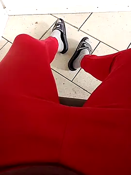 Snapshot of fullystroked chatting on 2, 11, 2025 fullystroked online show from 2, 11, 2025