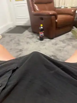 Snapshot of tdjw92 chatting on 6, 10, 2025 tdjw92 online show from 6, 10, 2025