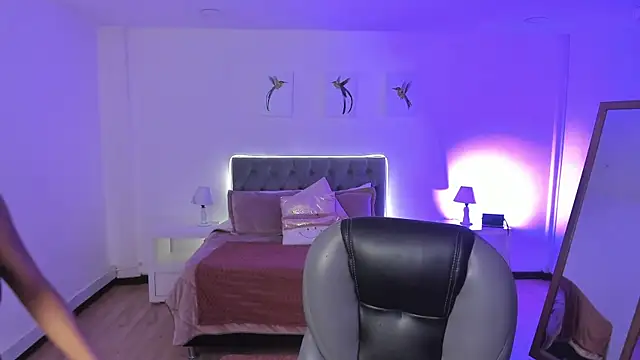 Sofia collen  online show from 16, 11, 2025