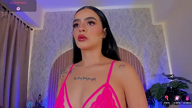 Sophiie Belle online show from 10, 10, 2025