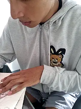 Snapshot of EstivenSallas chatting on 19, 9, 2025 EstivenSallas online show from 19, 9, 2025