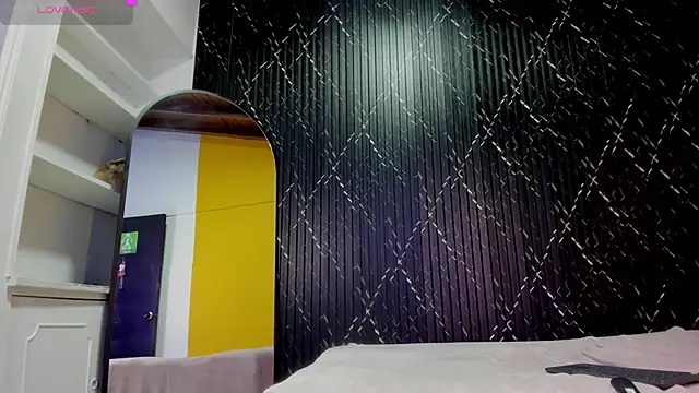 Snapshot of Miss_Ariaa chatting on 30, 11, 2025 Miss Ariaa online show from 30, 11, 2025