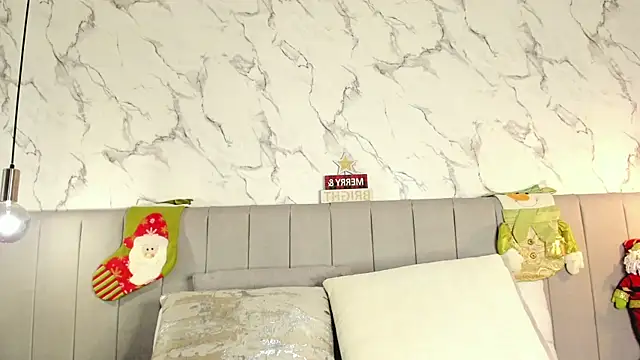 Amber Santana online show from 16, 12, 2025