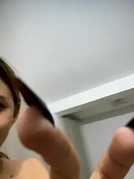 Snapshot of coupleyys chatting on 9, 11, 2025 coupleyys online show from 9, 11, 2025