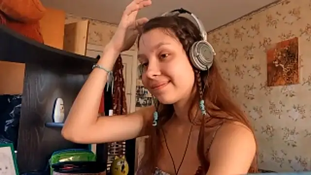 Snapshot of QutieDaSweet chatting on 1, 10, 2025 QutieDaSweet online show from 1, 10, 2025