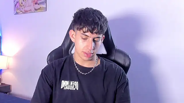 Aaron Spencer13 online show from 20, 10, 2025