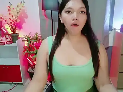 Snapshot of Nikki_Karishma chatting on 16, 4, 2026 Nikki Karishma online show from 16, 4, 2026