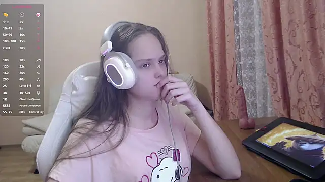 Snapshot of SharybbFace chatting on 22, 10, 2025 SharybbFace online show from 22, 10, 2025