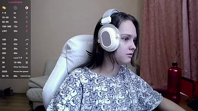 Snapshot of SharybbFace chatting on 25, 10, 2025 SharybbFace online show from 25, 10, 2025