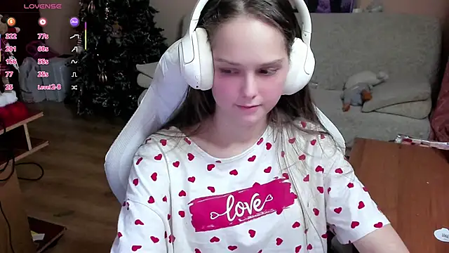 Snapshot of SharybbFace chatting on 19, 11, 2025 SharybbFace online show from 19, 11, 2025