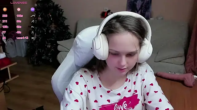 Snapshot of SharybbFace chatting on 21, 11, 2025 SharybbFace online show from 21, 11, 2025