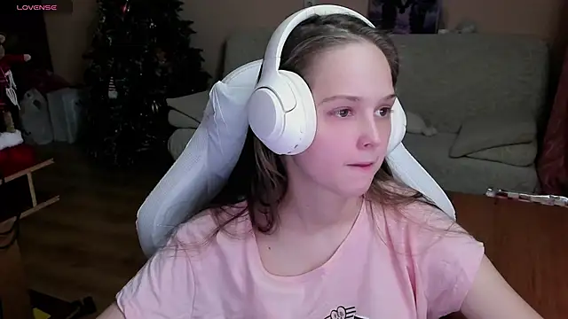 Snapshot of SharybbFace chatting on 22, 11, 2025 SharybbFace online show from 22, 11, 2025