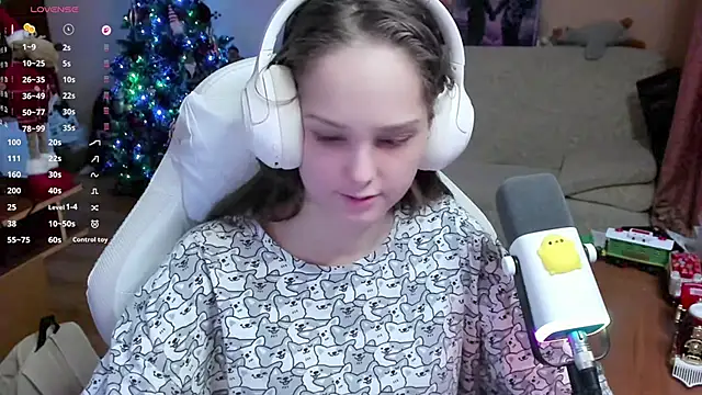 Snapshot of SharybbFace chatting on 22, 12, 2025 SharybbFace online show from 22, 12, 2025