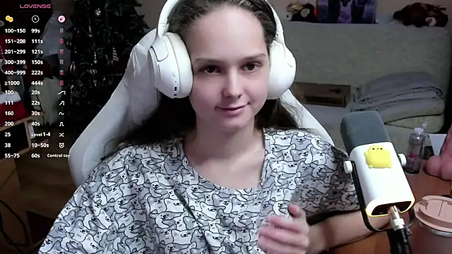 Snapshot of SharybbFace chatting on 7, 1, 2026 SharybbFace online show from 7, 1, 2026