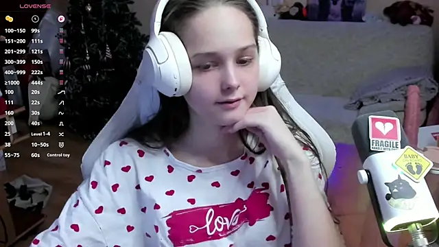 Snapshot of SharybbFace chatting on 10, 1, 2026 SharybbFace online show from 10, 1, 2026