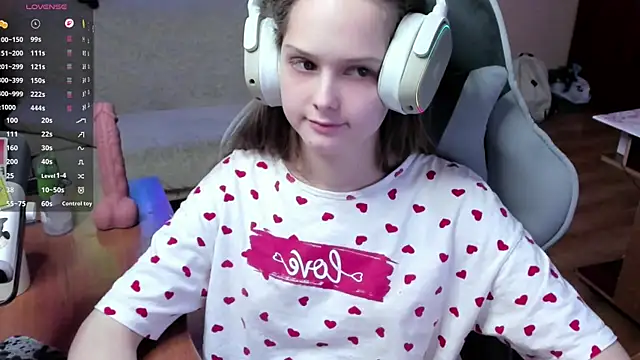 Snapshot of SharybbFace chatting on 8, 2, 2026 SharybbFace online show from 8, 2, 2026