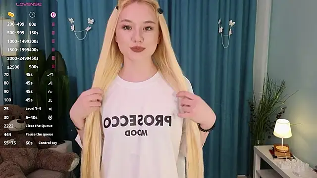 Flirty lee online show from 13, 9, 2025