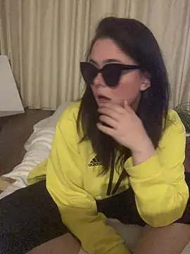 Snapshot of Mia_Winters chatting on 14, 6, 2026 Mia Winters online show from 14, 6, 2026