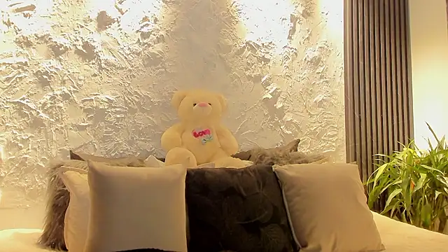 Snapshot of joselin_rouse chatting on 15, 1, 2026 joselin rouse online show from 15, 1, 2026