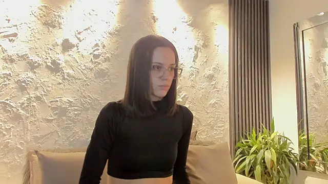 Snapshot of joselin_rouse chatting on 13, 2, 2026 joselin rouse online show from 13, 2, 2026