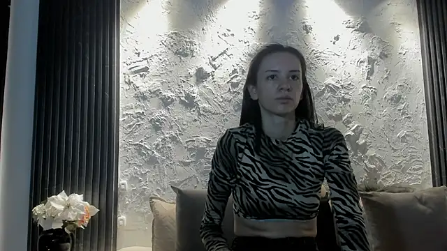 Snapshot of joselin_rouse chatting on 11, 4, 2026 joselin rouse online show from 11, 4, 2026