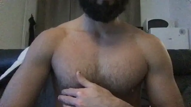 Snapshot of flambeur93 chatting on 1, 11, 2025 flambeur93 online show from 1, 11, 2025