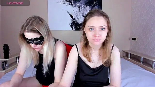 Linda Bryant-Eva online show from 16, 11, 2025