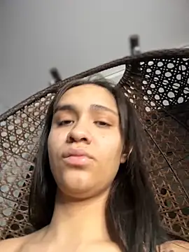 Snapshot of Isabella-Teen chatting on 21, 10, 2025 Isabella-Teen online show from 21, 10, 2025