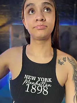 Snapshot of Isabella-Teen chatting on 10, 2, 2026 Isabella-Teen online show from 10, 2, 2026