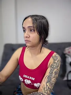 Snapshot of Isabella-Teen chatting on 13, 2, 2026 Isabella-Teen online show from 13, 2, 2026